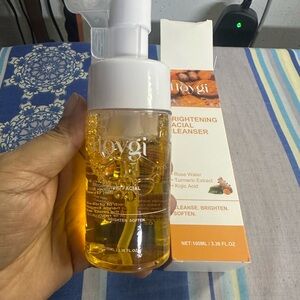 Brightening Facial Cleanser – Turmeric & Rose Water (Orange)